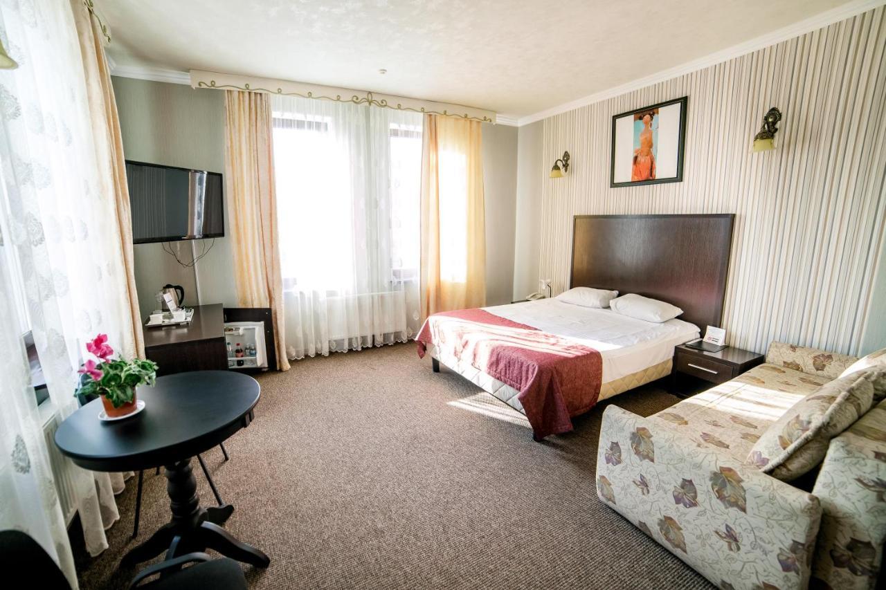 Hotel Solomiya Truskavets Bagian luar foto