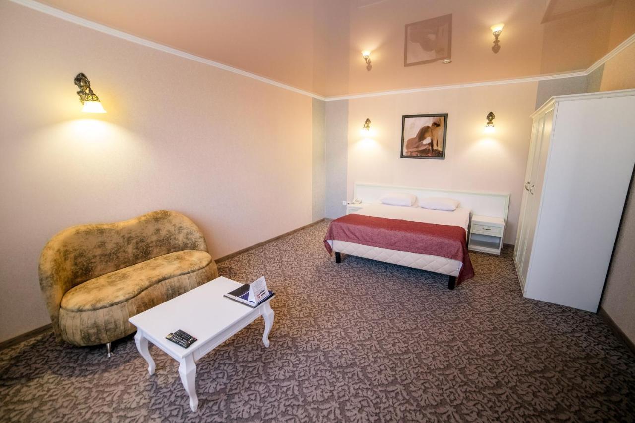 Hotel Solomiya Truskavets Bagian luar foto