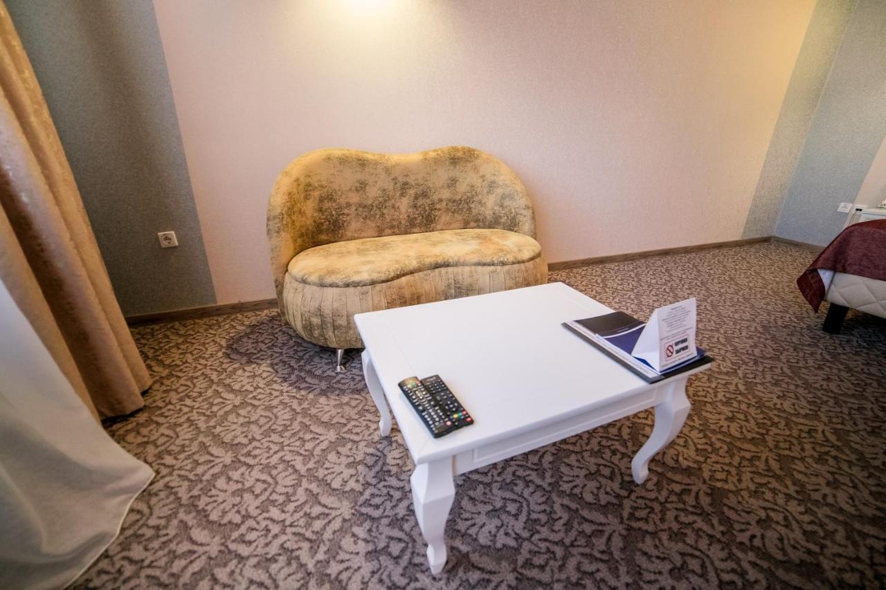 Hotel Solomiya Truskavets Bagian luar foto