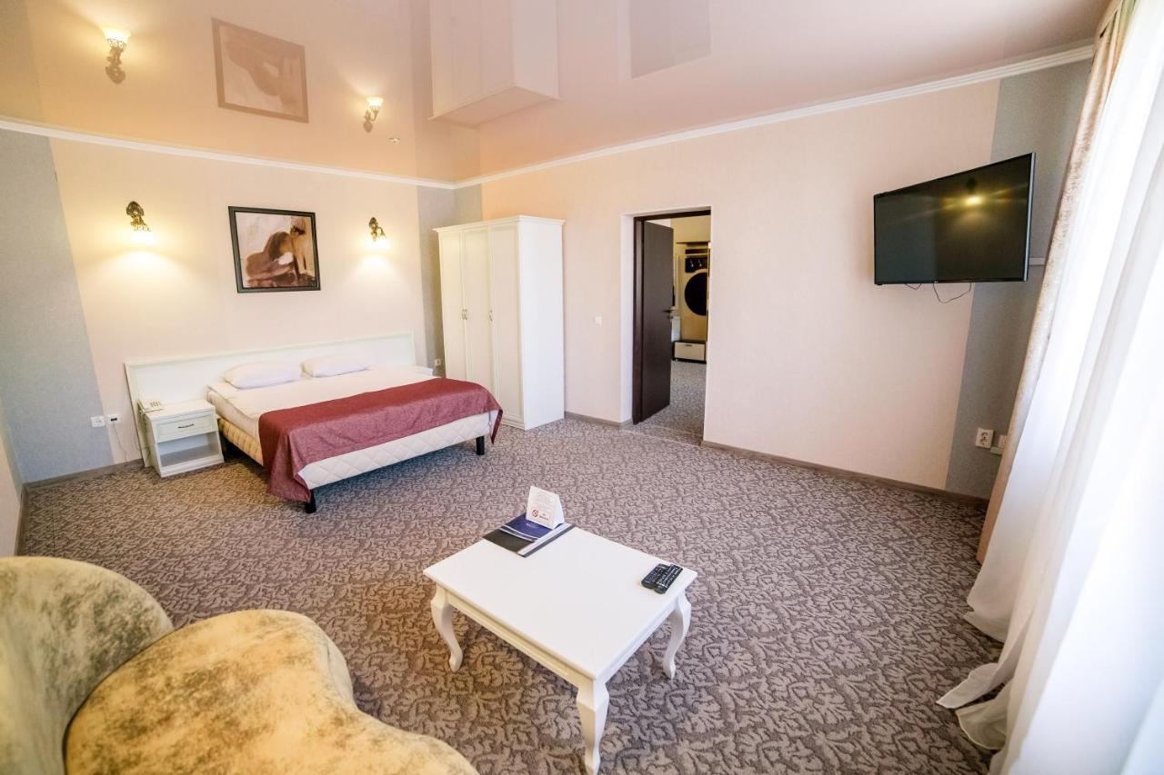 Hotel Solomiya Truskavets Bagian luar foto