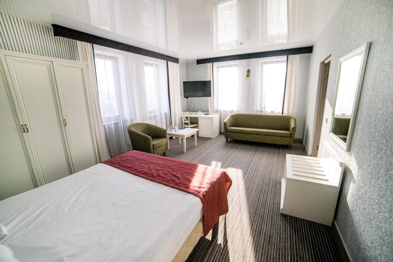 Hotel Solomiya Truskavets Bagian luar foto